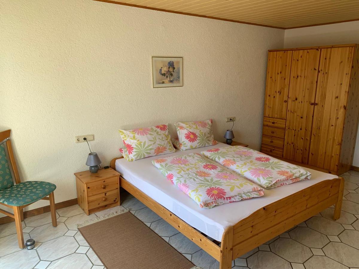 Ferienwohnung Weingut Sanders & Sanders Osann-Monzel エクステリア 写真